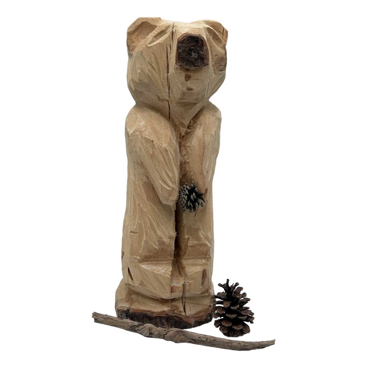 statuetta in legno a forma di orso